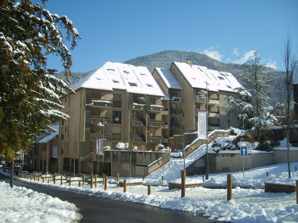 Residence Terrasses D'Etigny Bagneres-de-Luchon Exterior photo