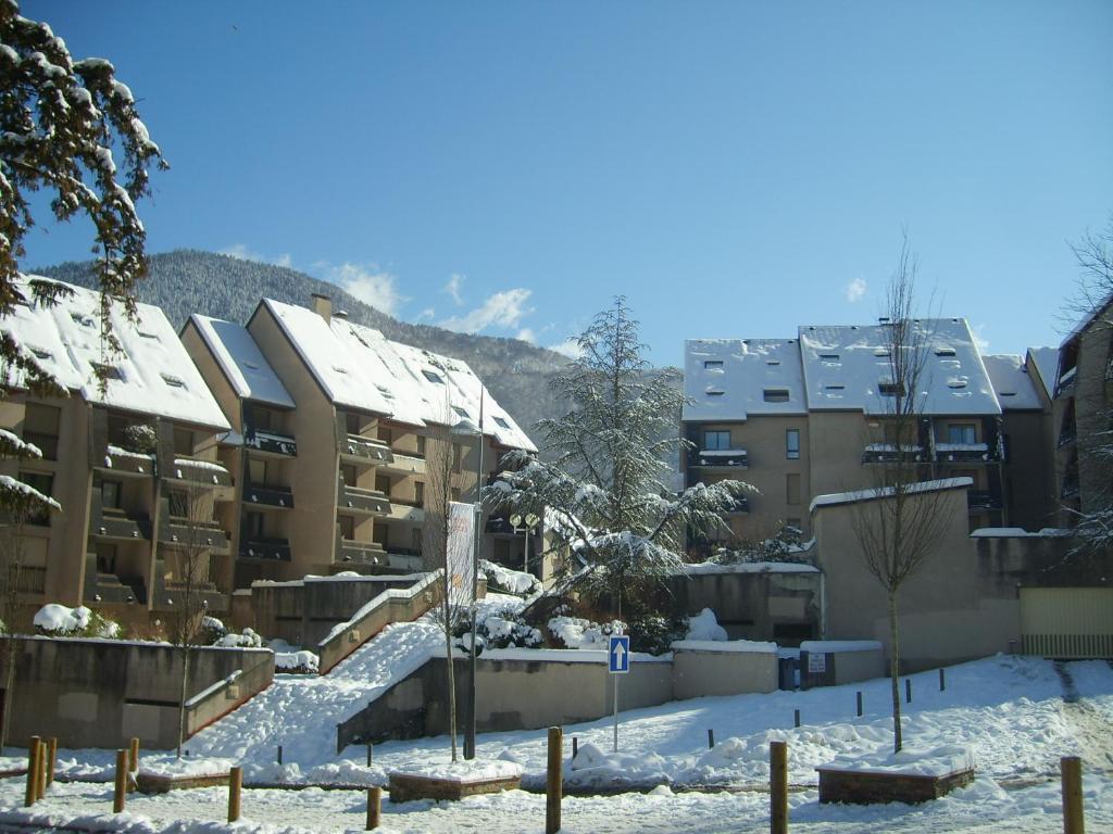 Residence Terrasses D'Etigny Bagneres-de-Luchon Exterior photo